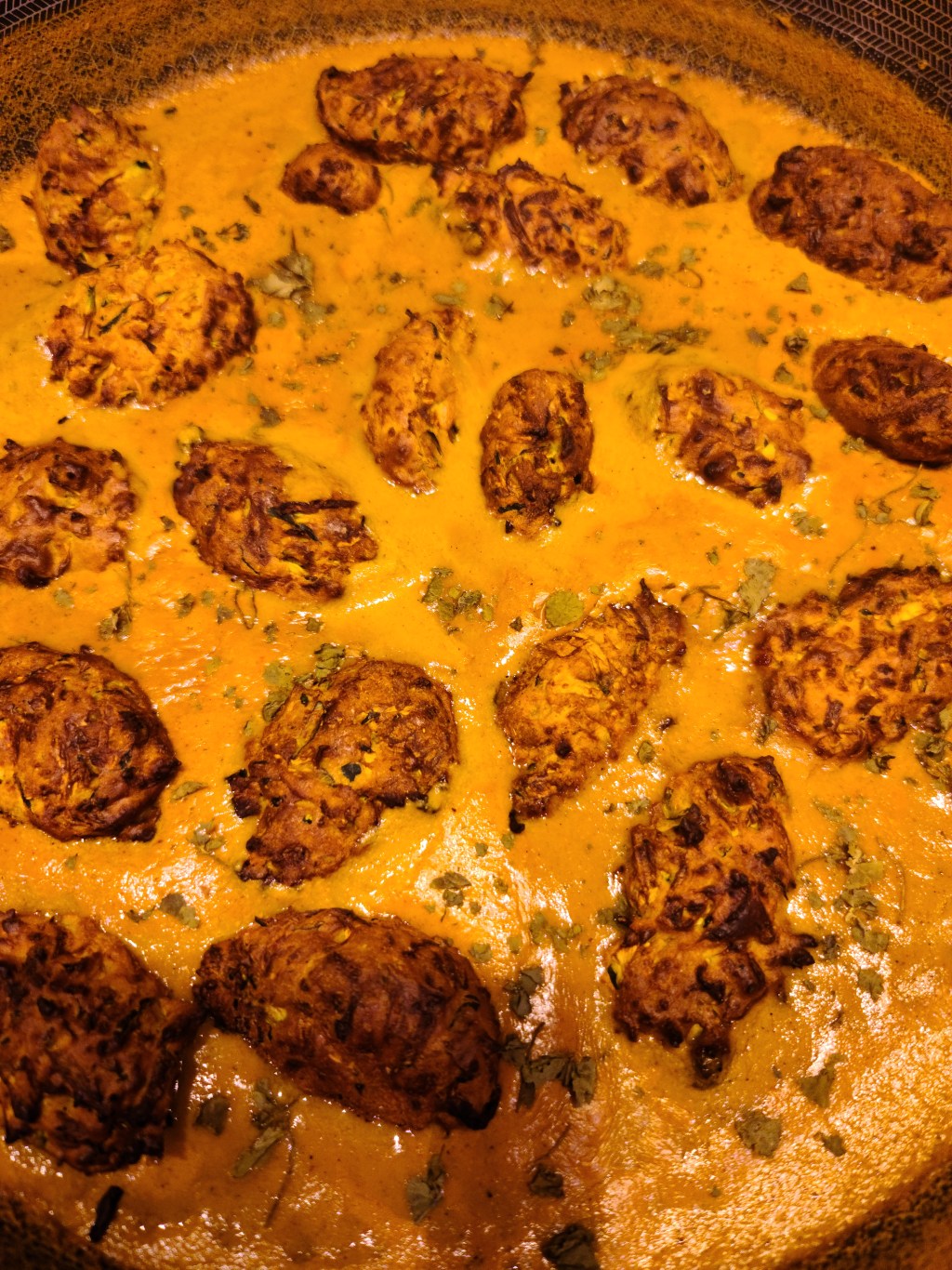 Oil free vegan zucchini kofta with creamy&nbsp;gravy